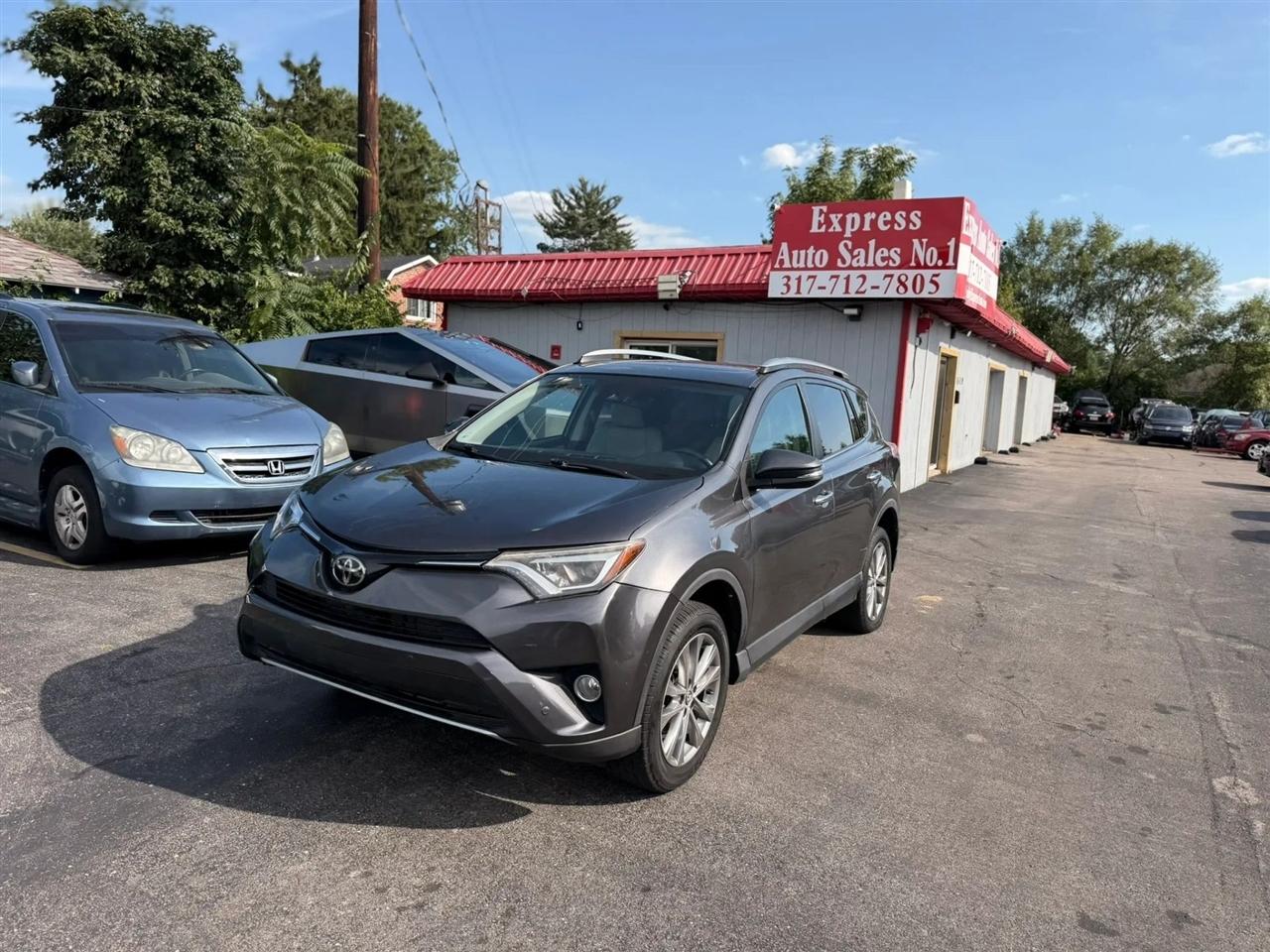 Toyota RAV4 Limited AWD 2017