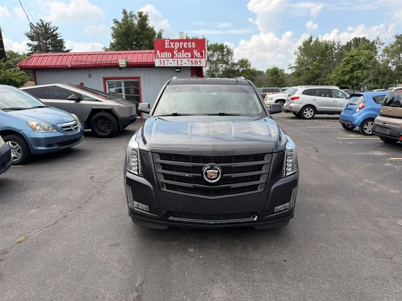 Cadillac Escalade Luxury 4WD 2015