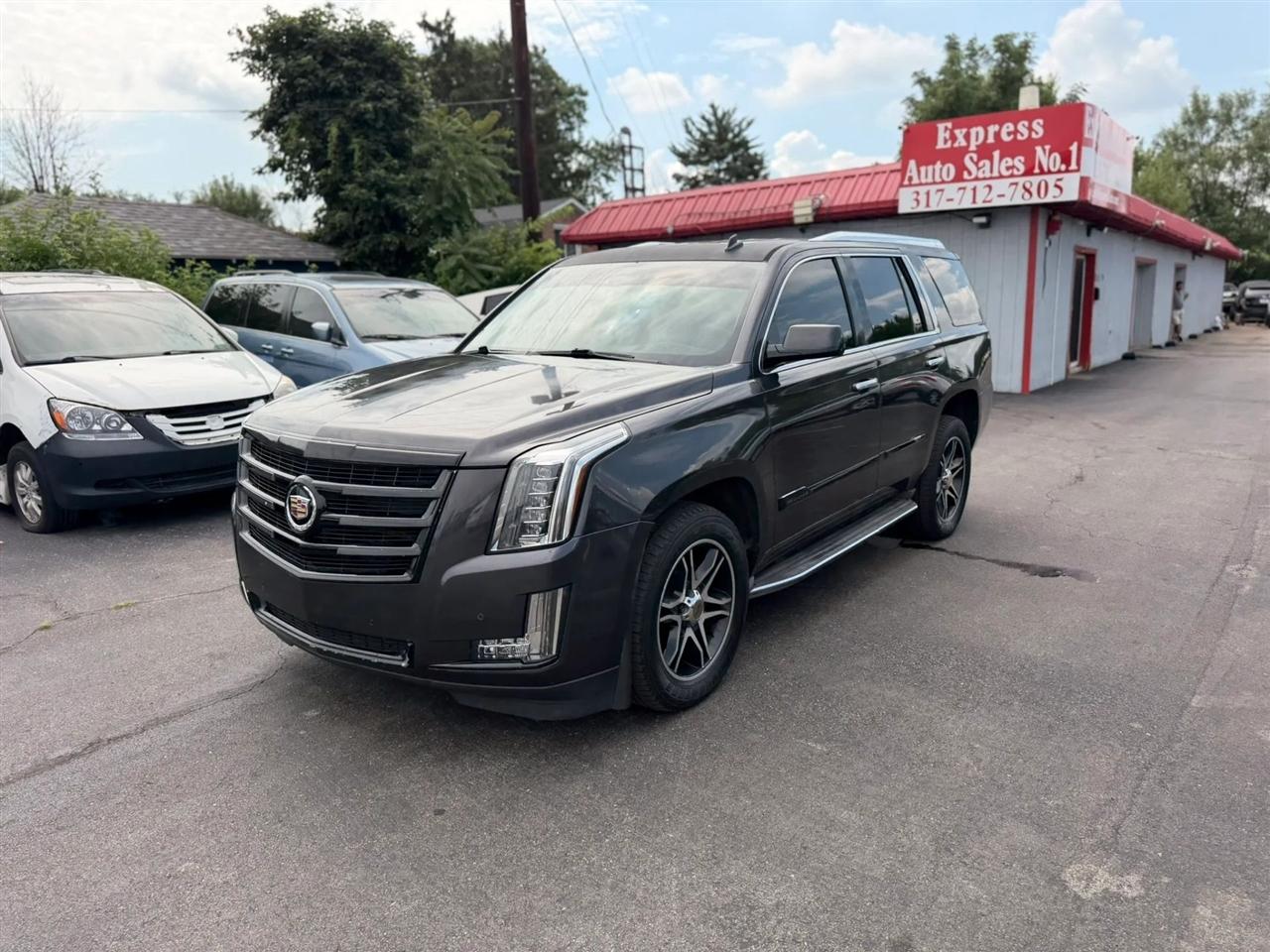 Cadillac Escalade Luxury 4WD 2015