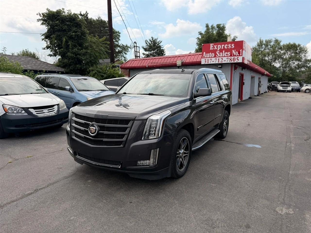 Cadillac Escalade Luxury 4WD 2015