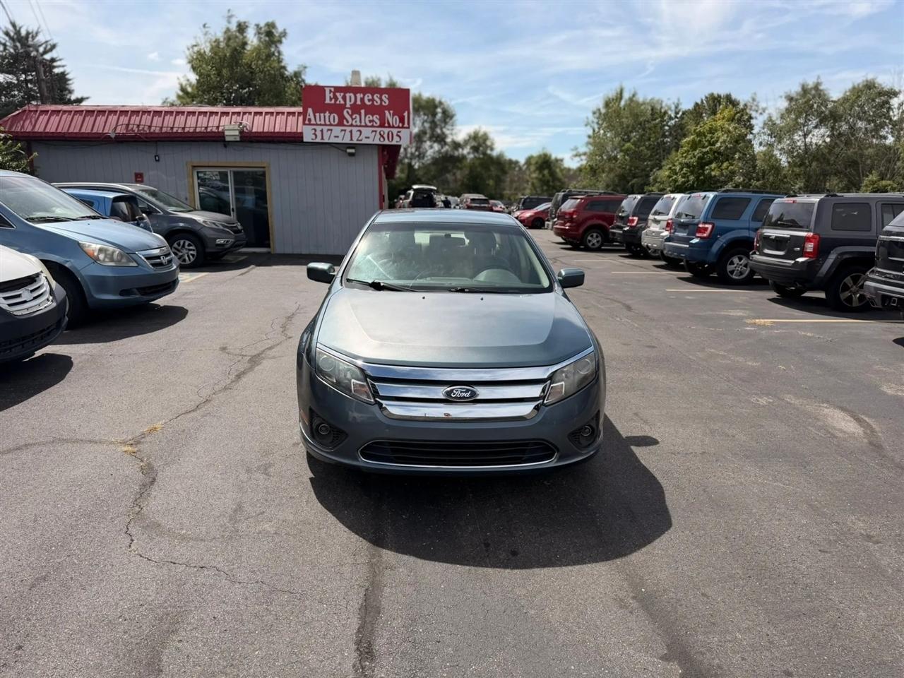 Ford Fusion SE 2012