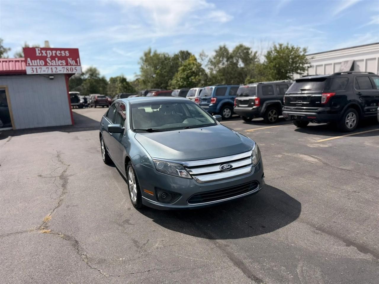 Ford Fusion SE 2012