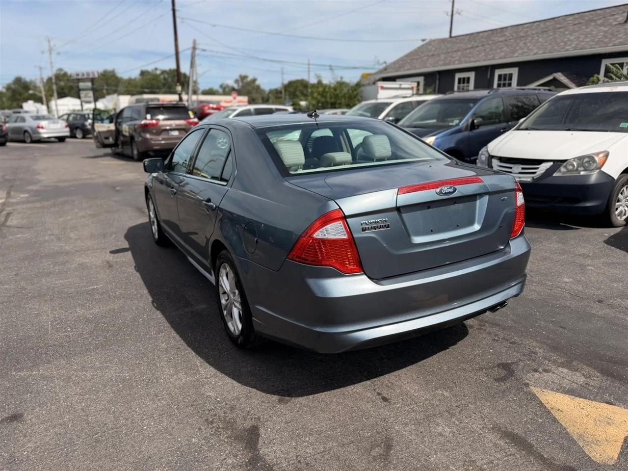 Ford Fusion SE 2012