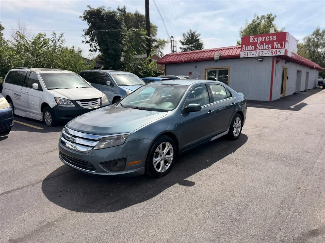 Ford Fusion SE 2012