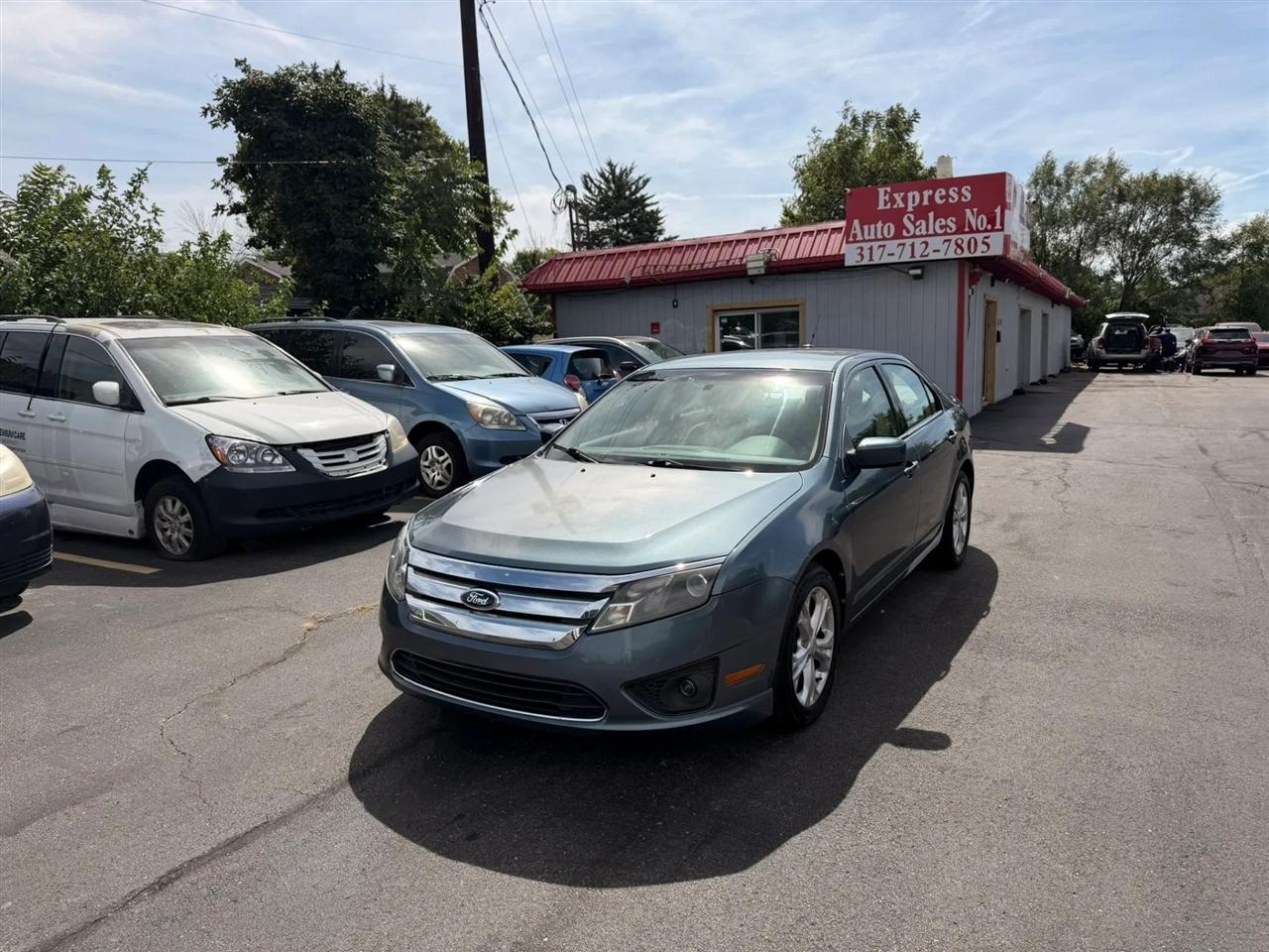Ford Fusion SE 2012