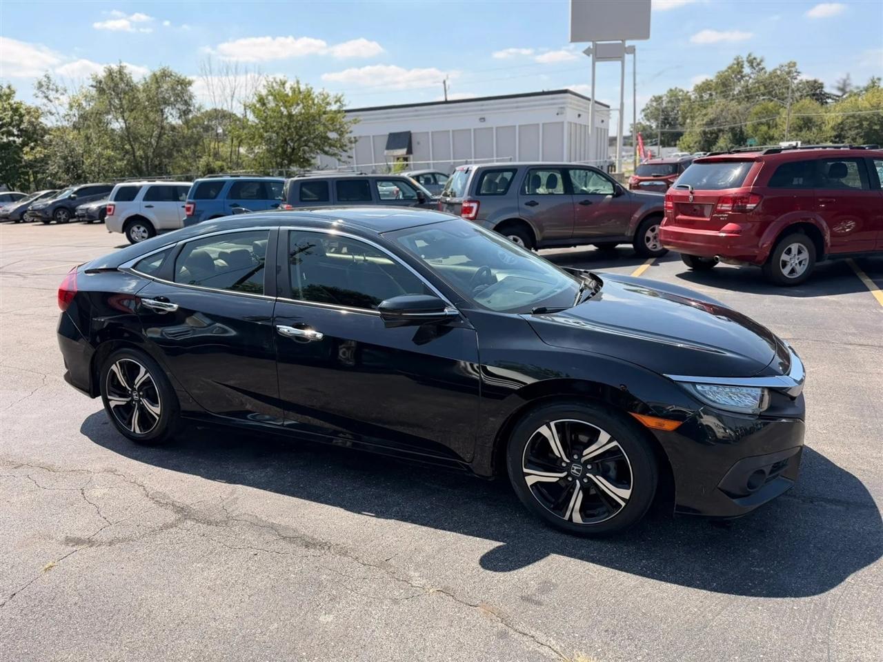 Honda Civic Touring Sedan CVT 2018
