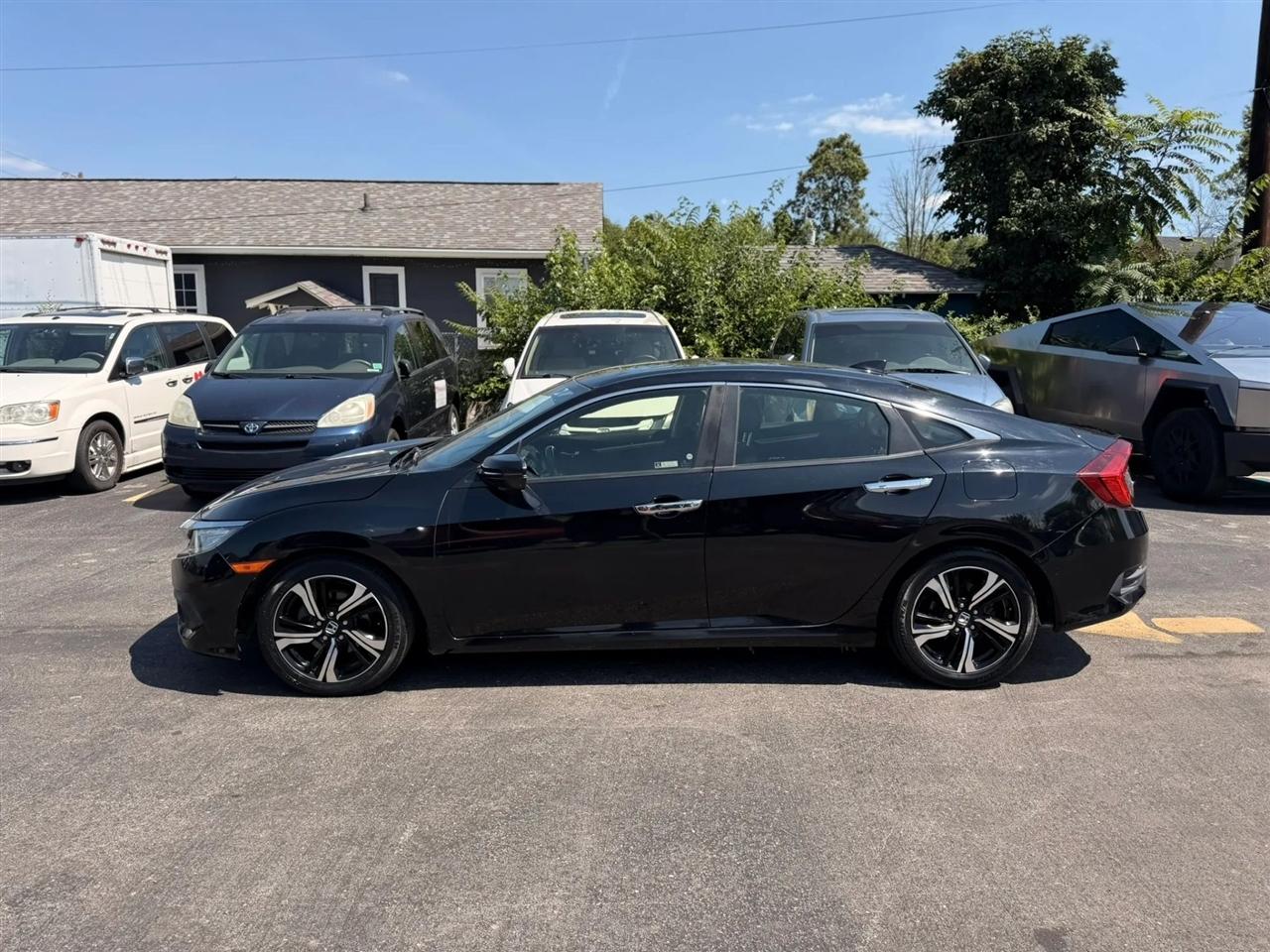 Honda Civic Touring Sedan CVT 2018