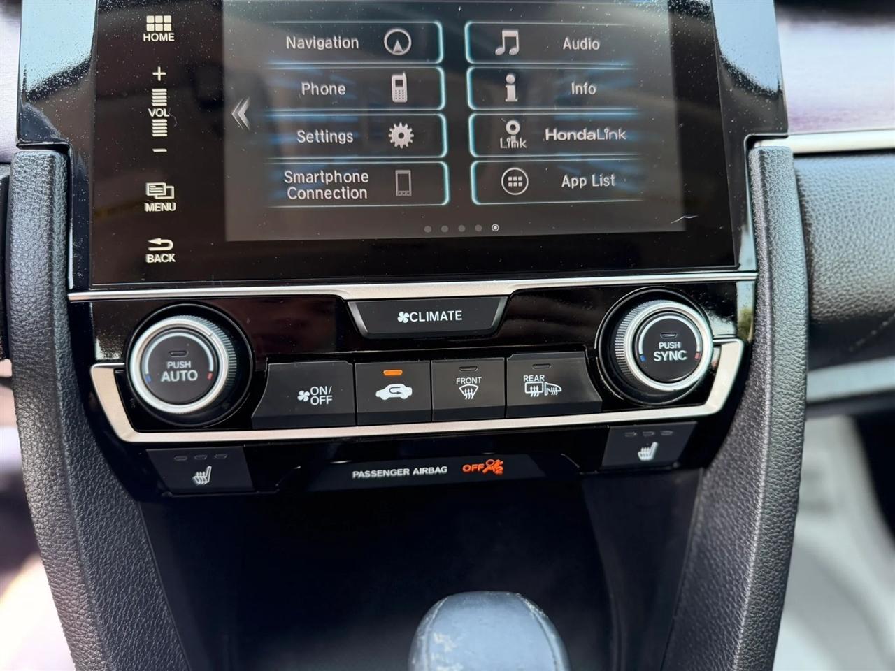 Honda Civic Touring Sedan CVT 2018