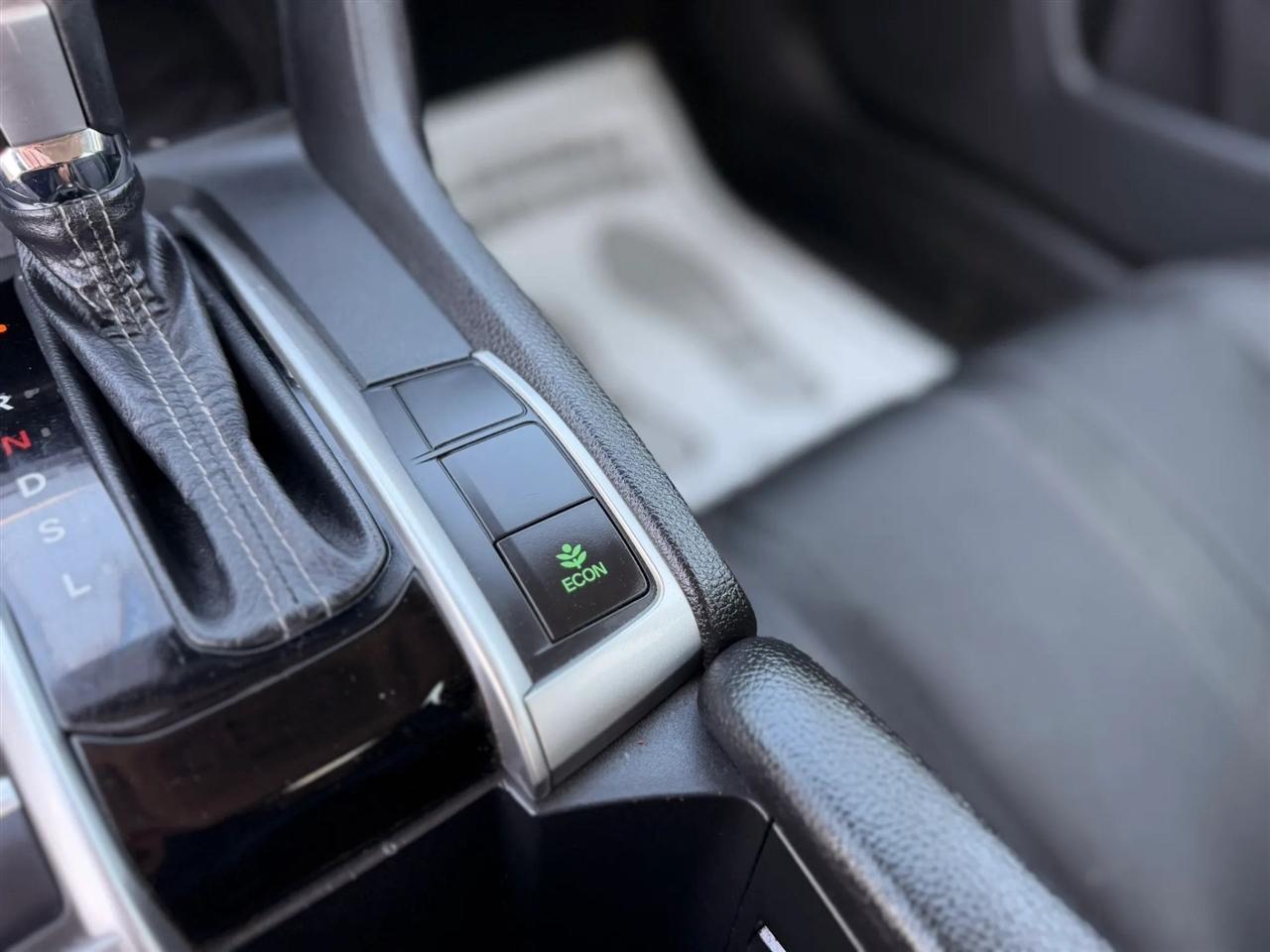 Honda Civic Touring Sedan CVT 2018