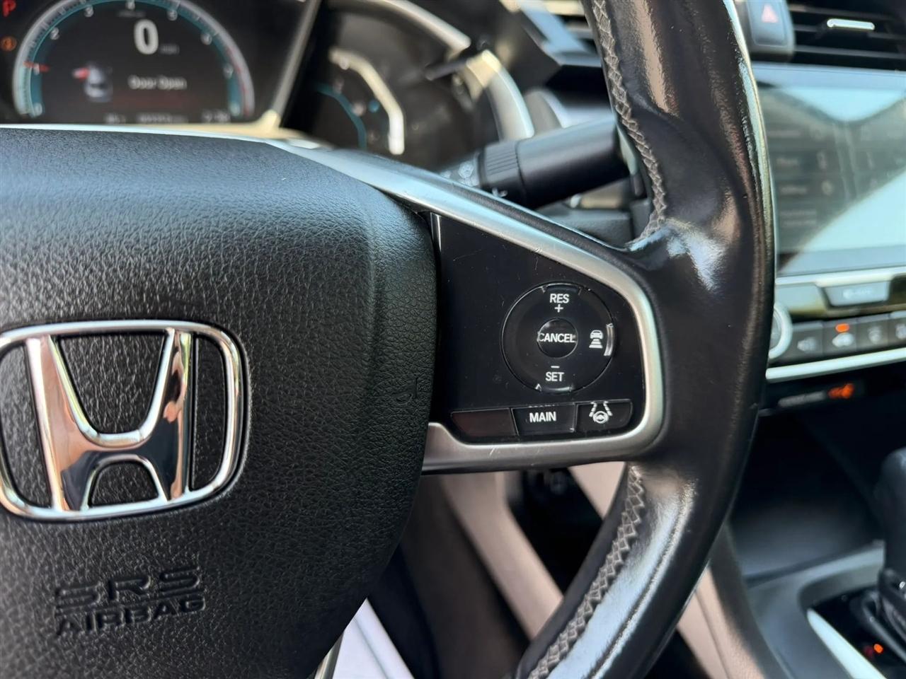 Honda Civic Touring Sedan CVT 2018