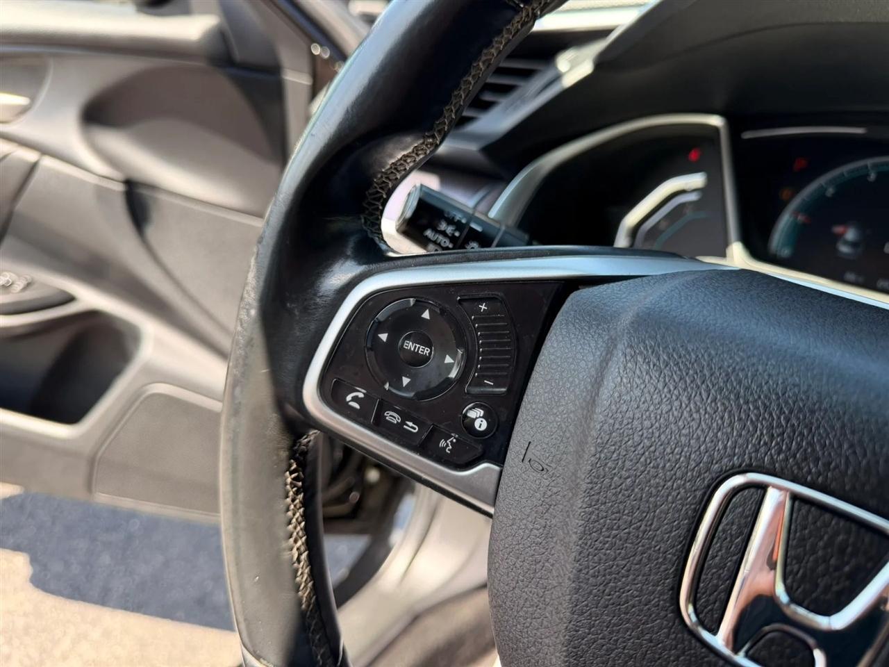 Honda Civic Touring Sedan CVT 2018