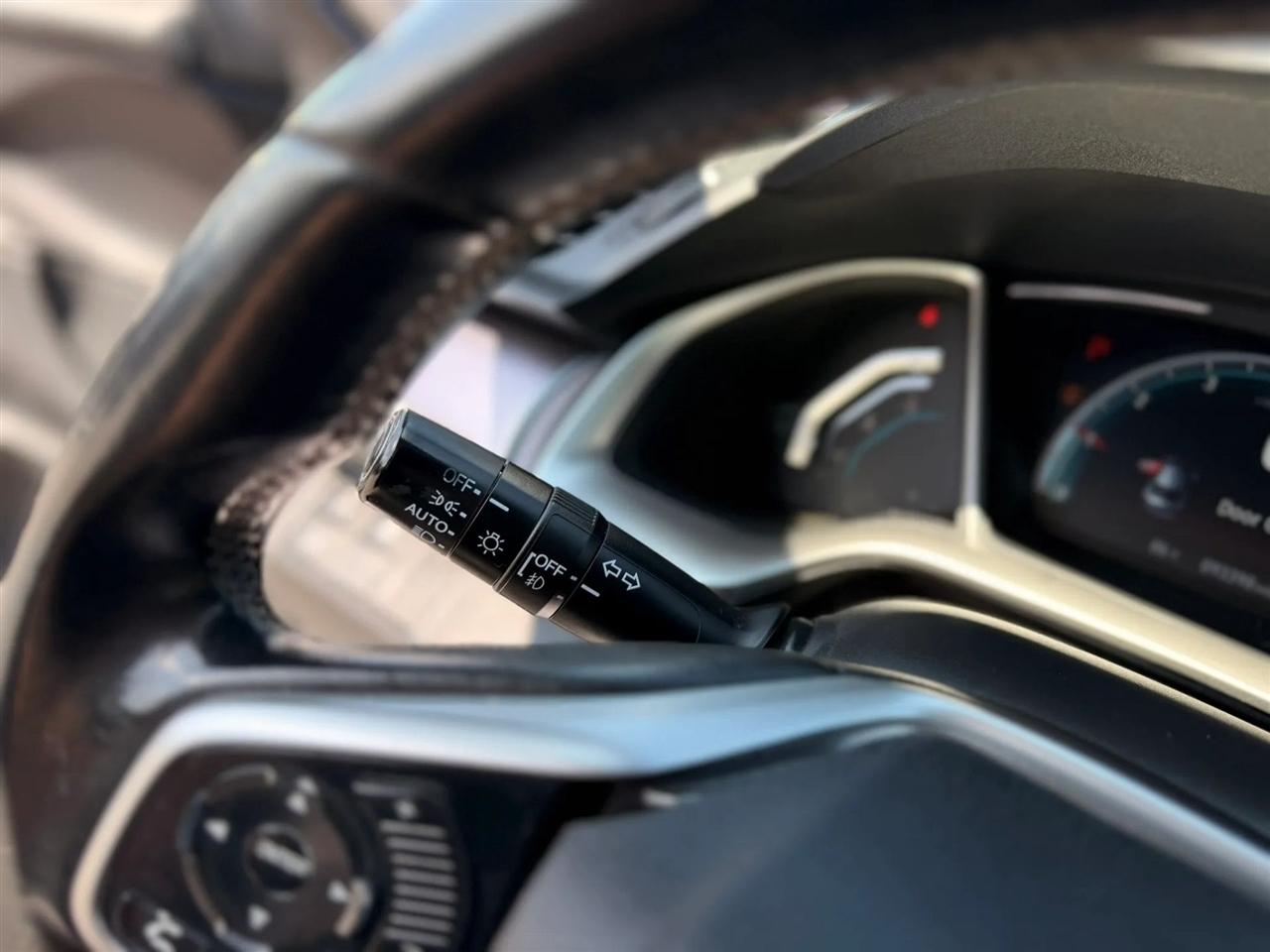 Honda Civic Touring Sedan CVT 2018