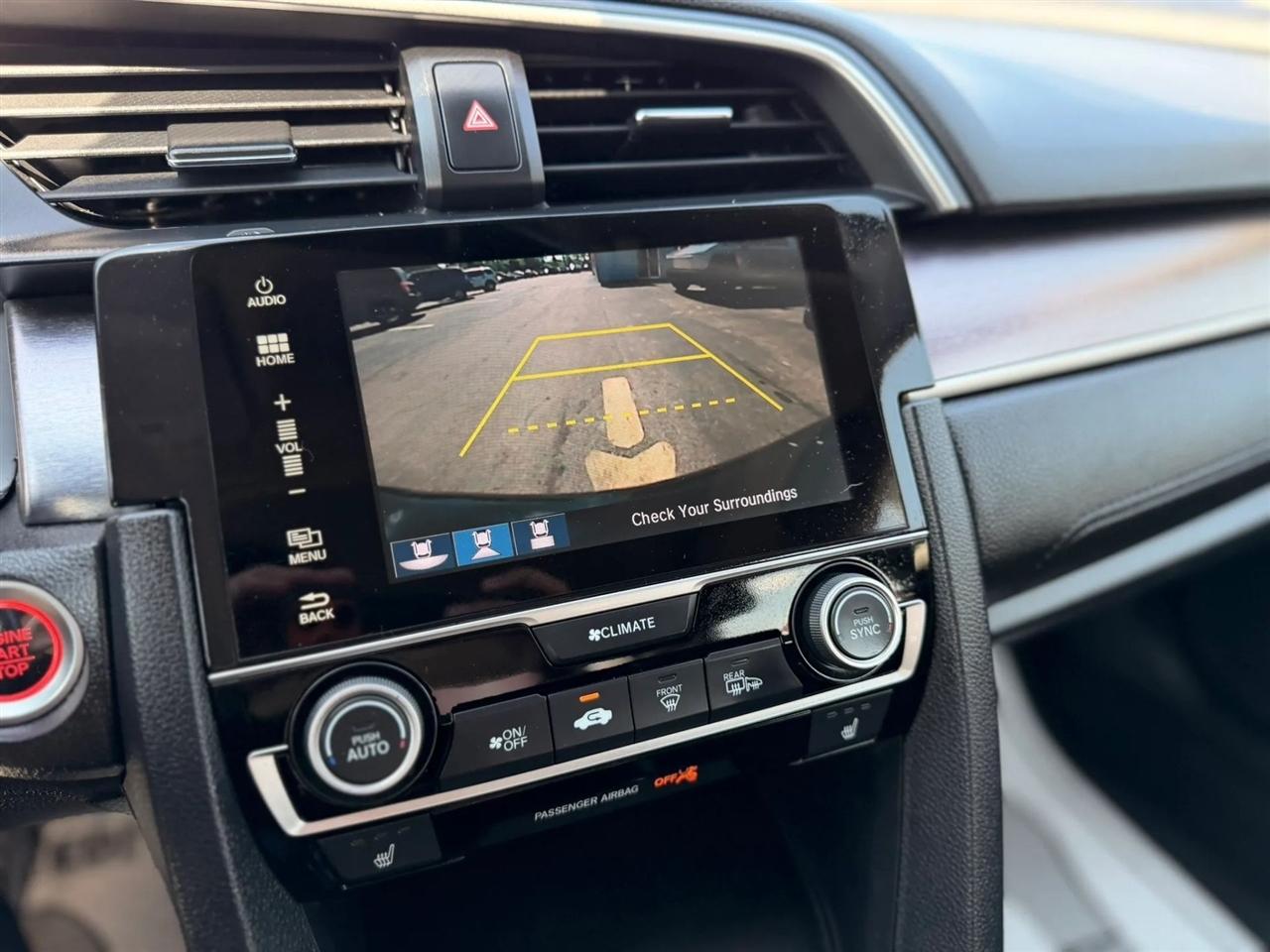 Honda Civic Touring Sedan CVT 2018