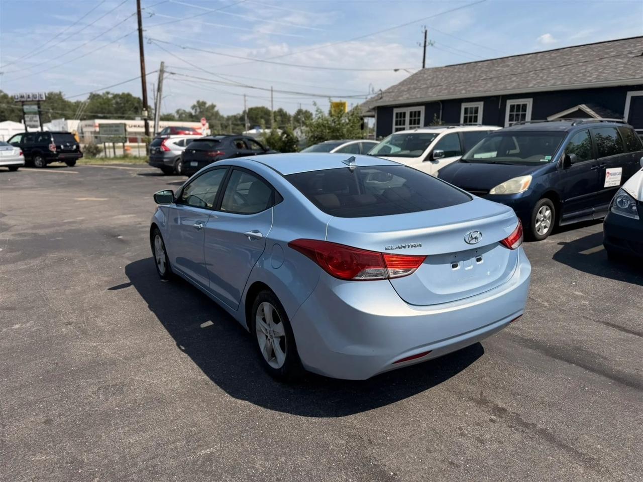 Hyundai Elantra GLS A/T 2013