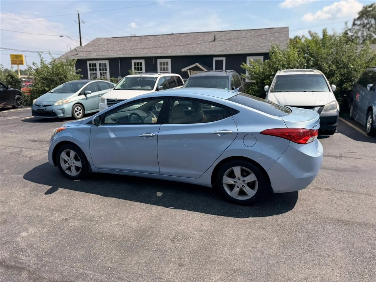 Hyundai Elantra GLS A/T 2013