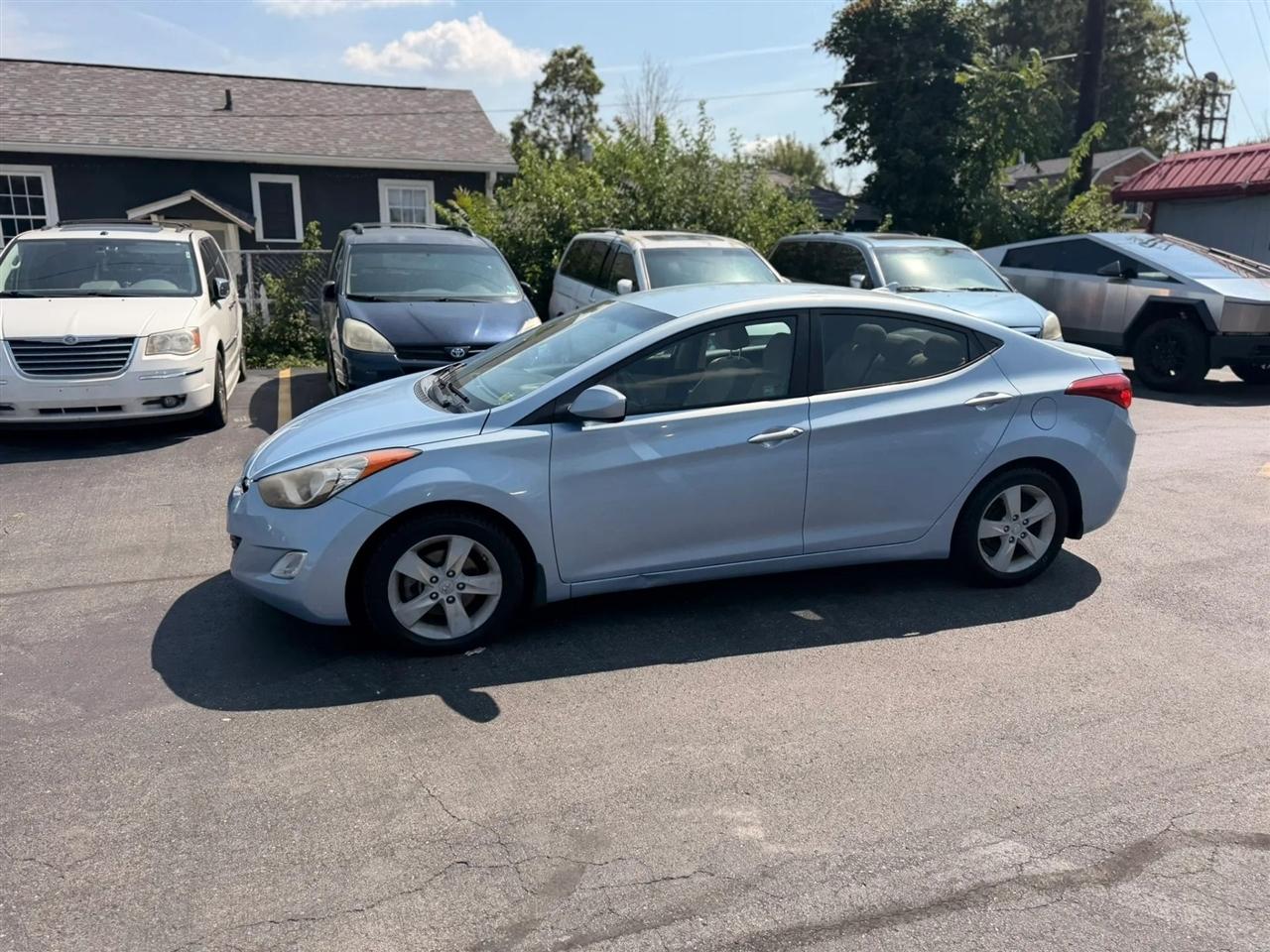 Hyundai Elantra GLS A/T 2013