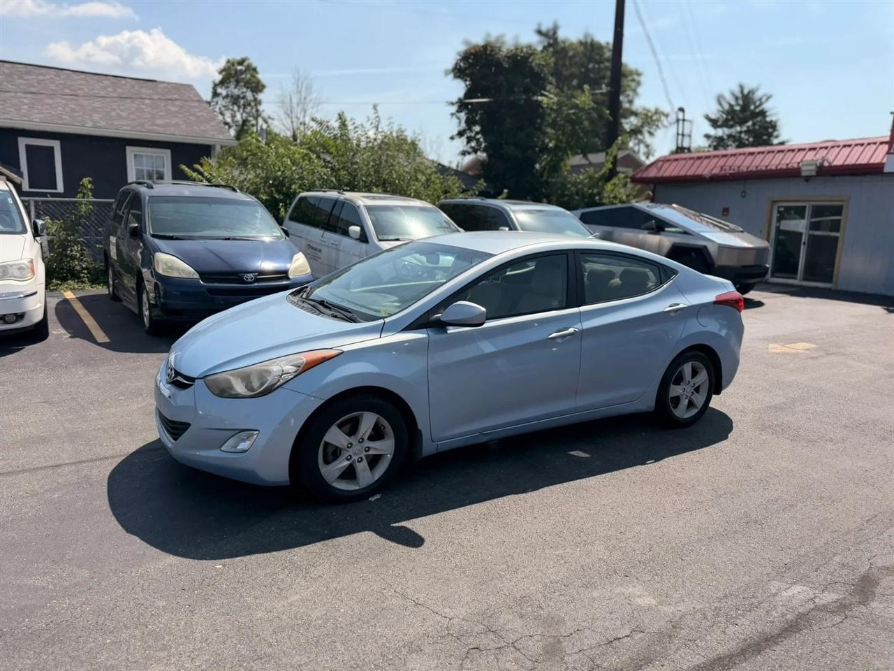 Hyundai Elantra GLS A/T 2013