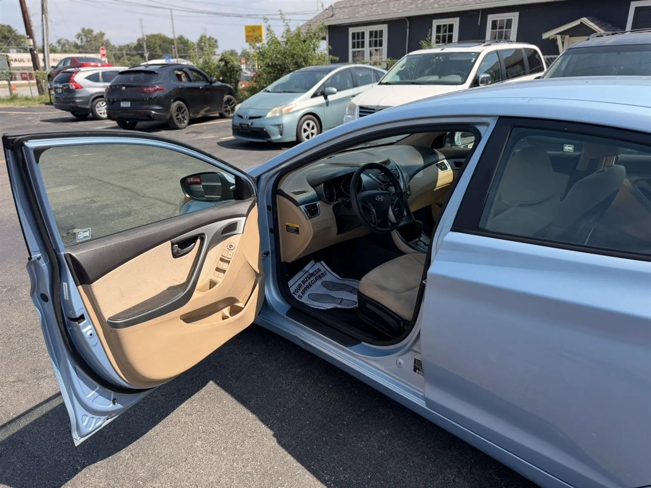 Hyundai Elantra GLS A/T 2013