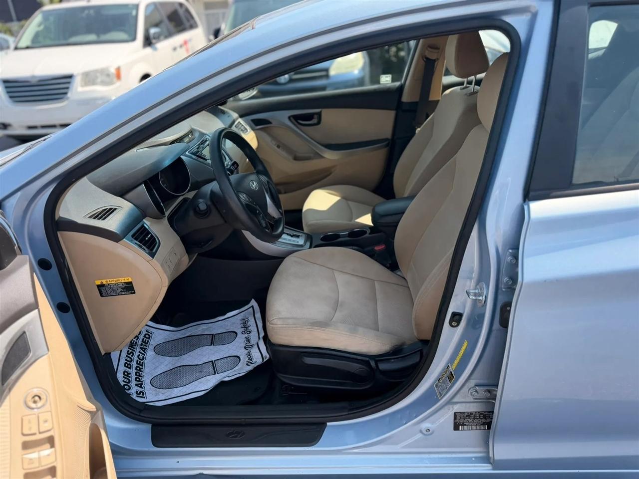 Hyundai Elantra GLS A/T 2013