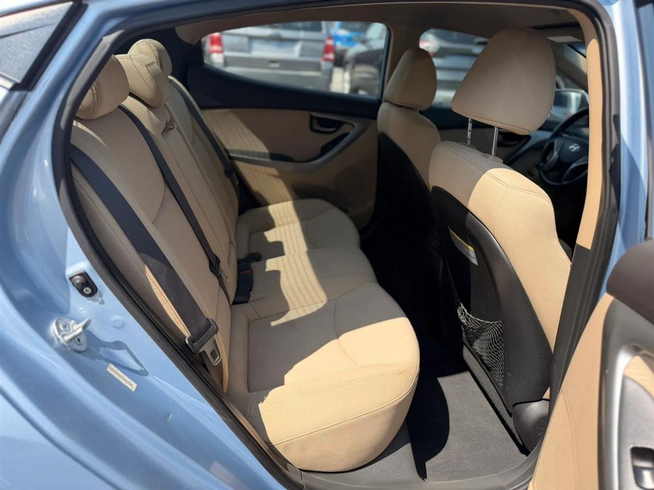Hyundai Elantra GLS A/T 2013