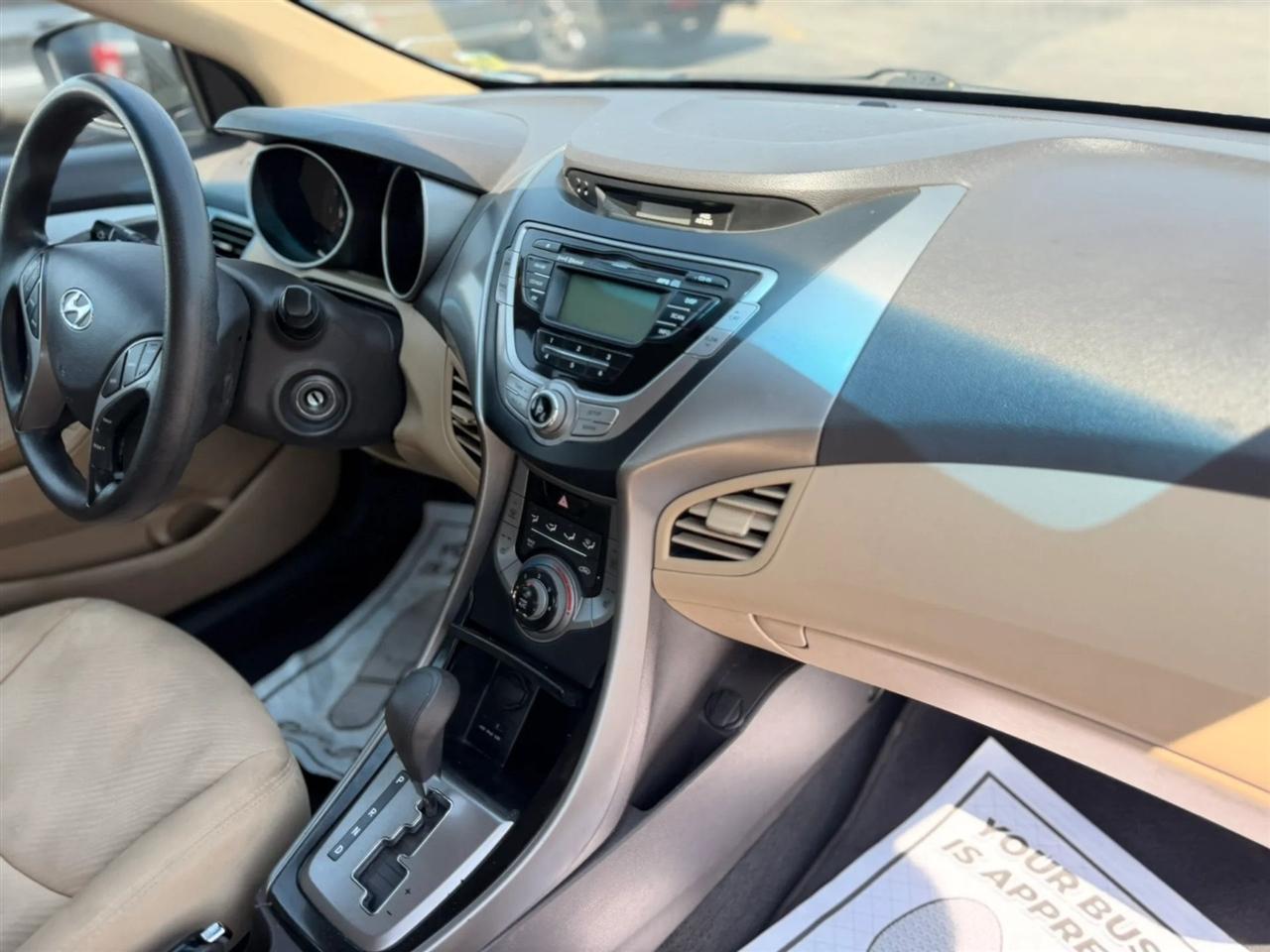 Hyundai Elantra GLS A/T 2013