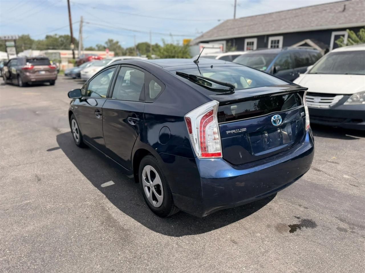 Toyota Prius Prius V 2012