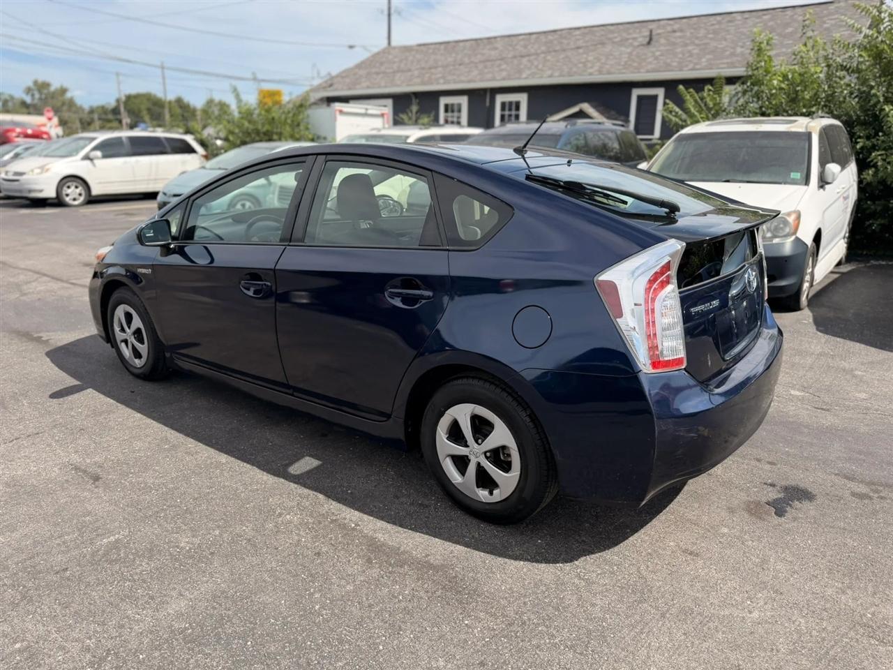 Toyota Prius Prius V 2012
