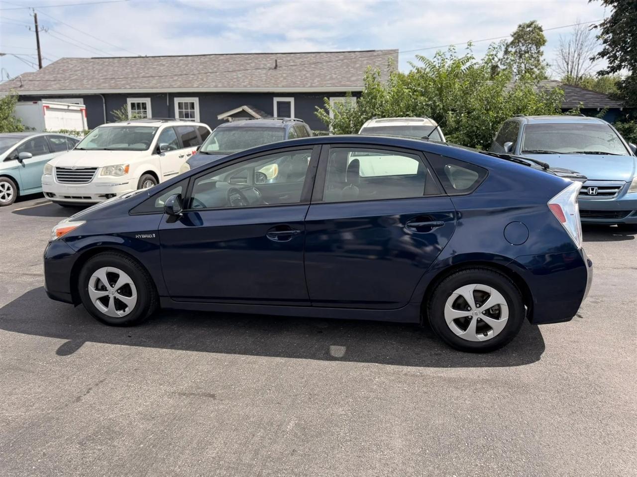 Toyota Prius Prius V 2012