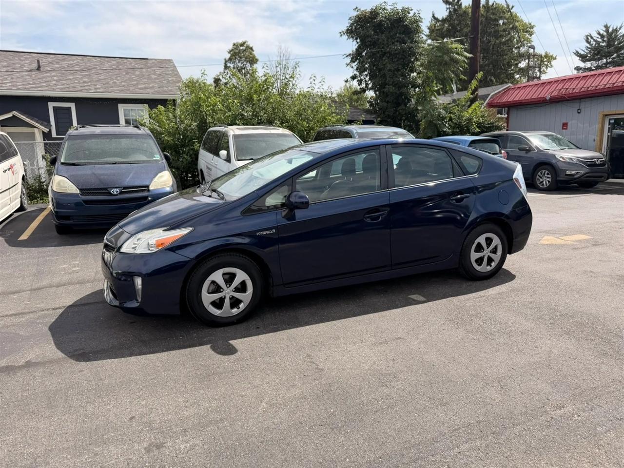 Toyota Prius Prius V 2012