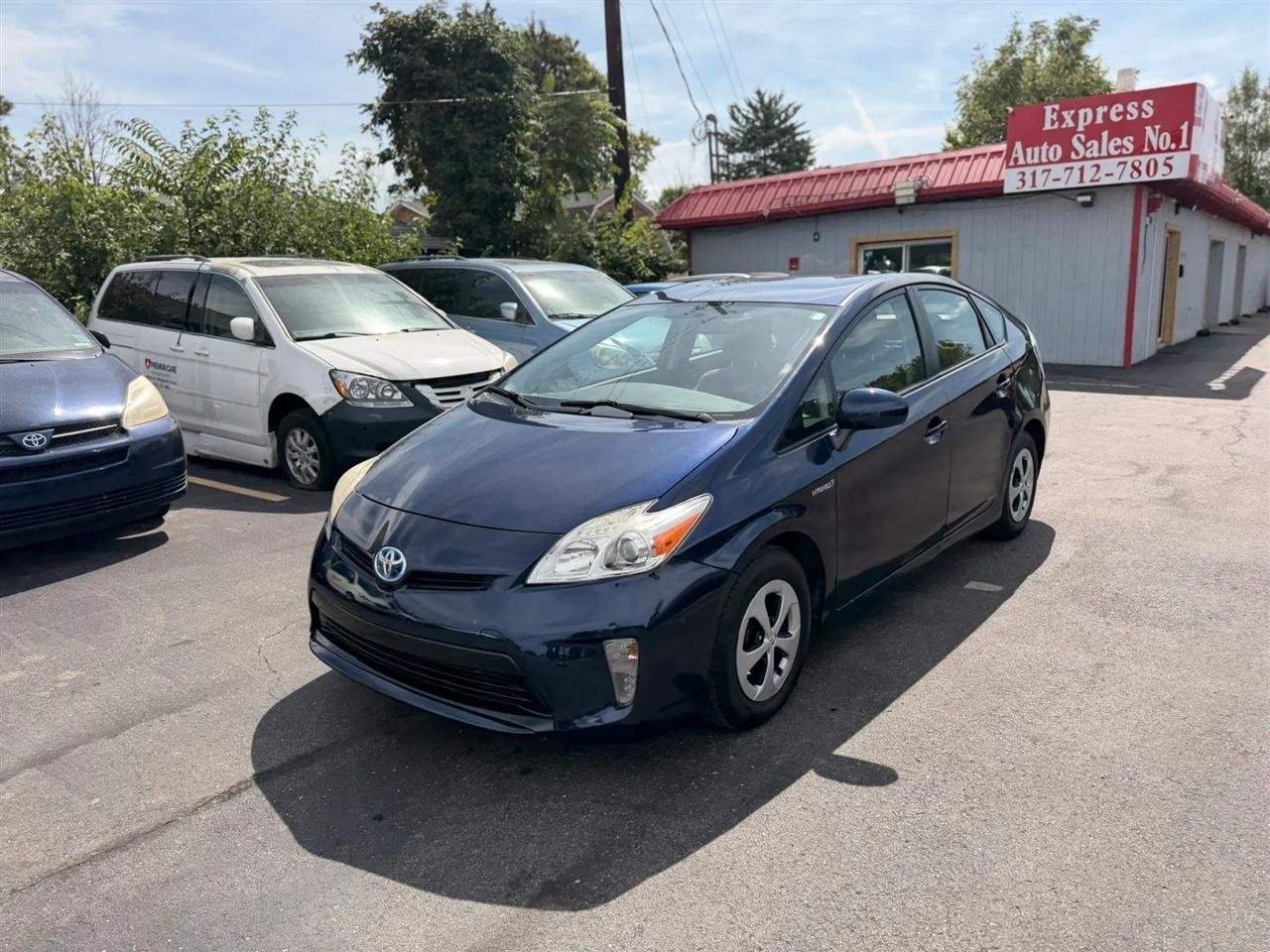 Toyota Prius Prius V 2012