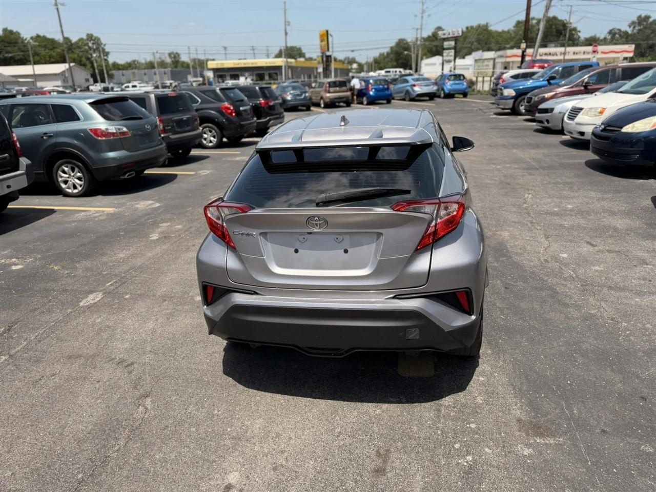 Toyota C-HR XLE 2018