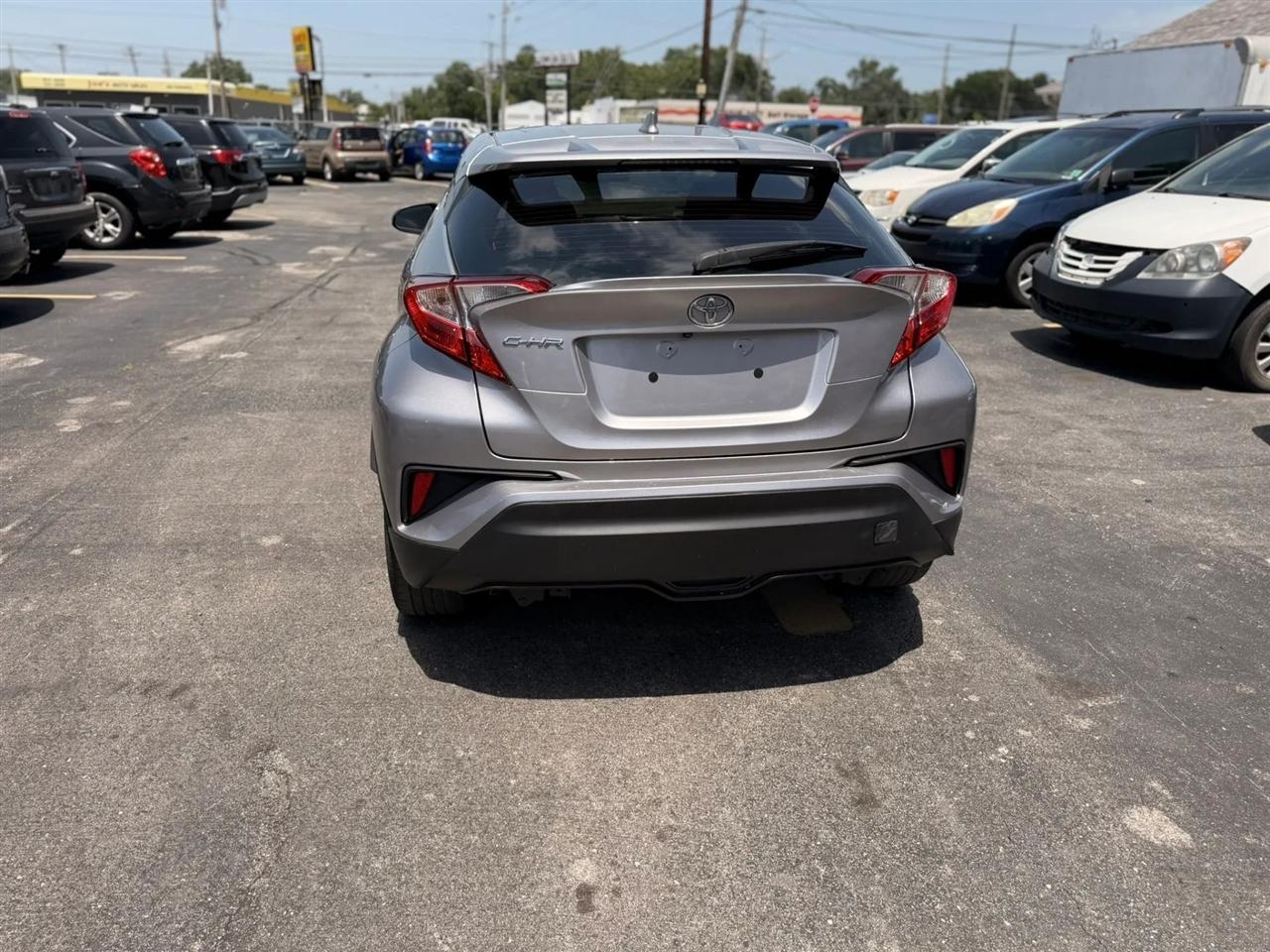 Toyota C-HR XLE 2018