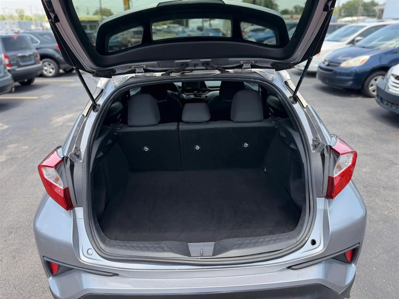 Toyota C-HR XLE 2018