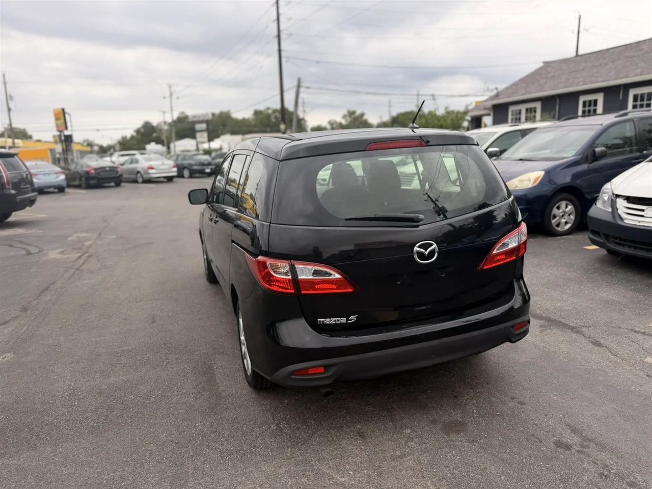 Mazda MAZDA5 Sport 2012