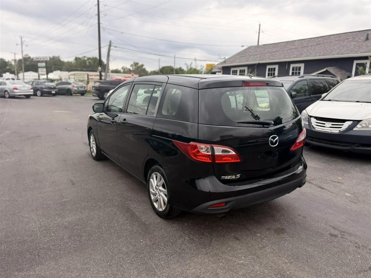 Mazda MAZDA5 Sport 2012