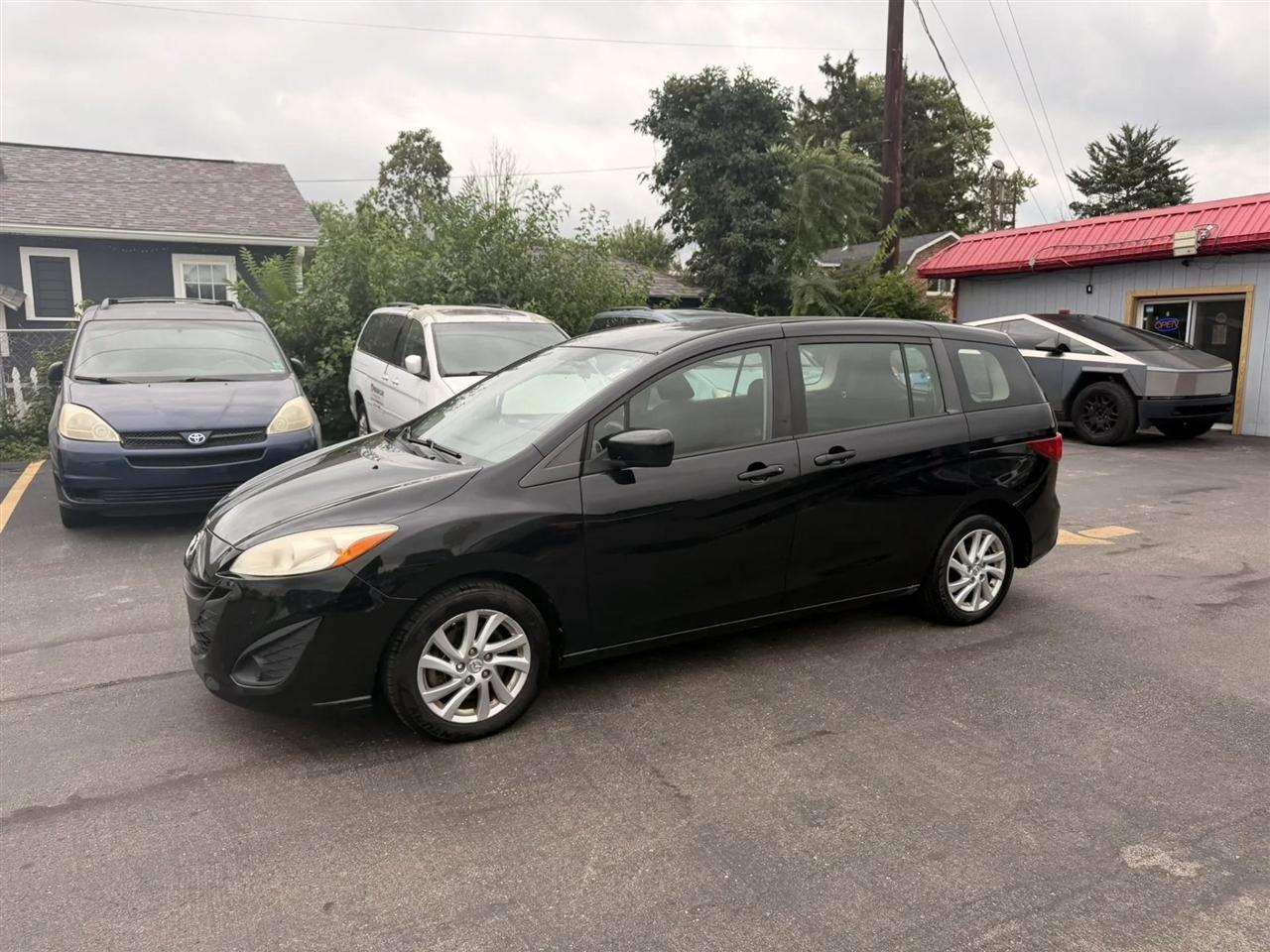 Mazda MAZDA5 Sport 2012