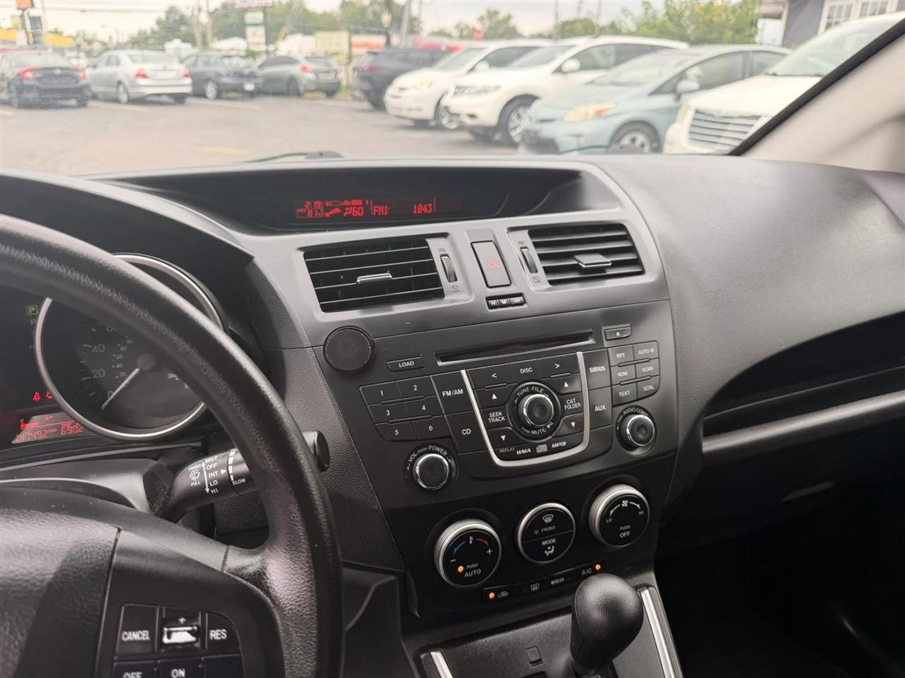 Mazda MAZDA5 Sport 2012