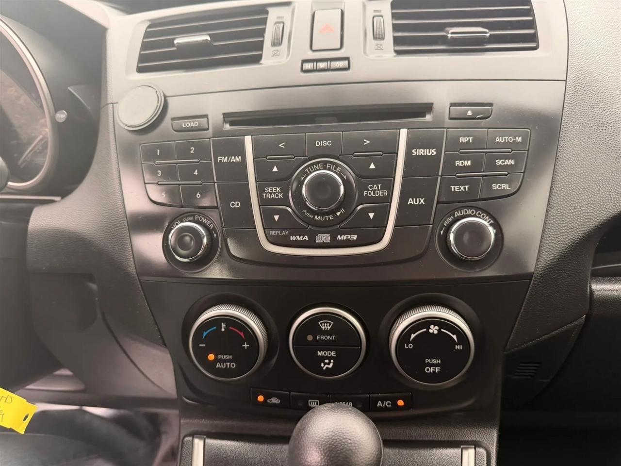 Mazda MAZDA5 Sport 2012