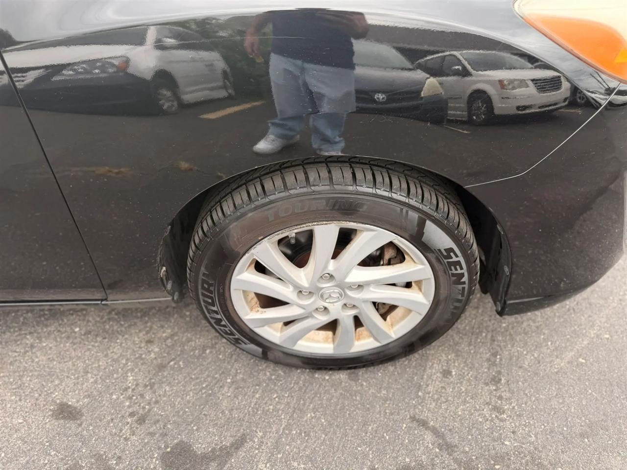 Mazda MAZDA5 Sport 2012