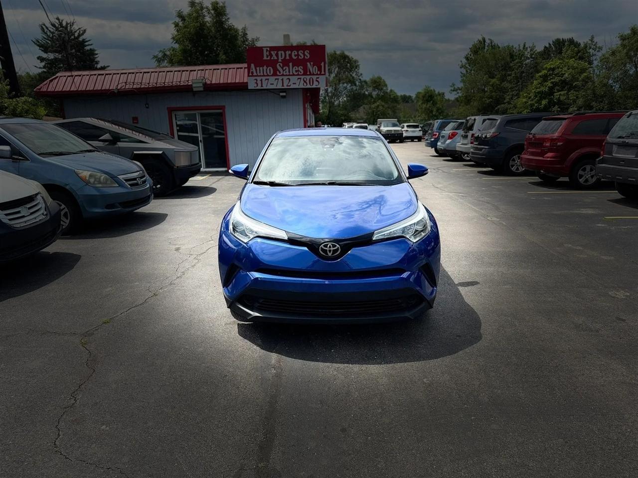 Toyota C-HR LE 2019