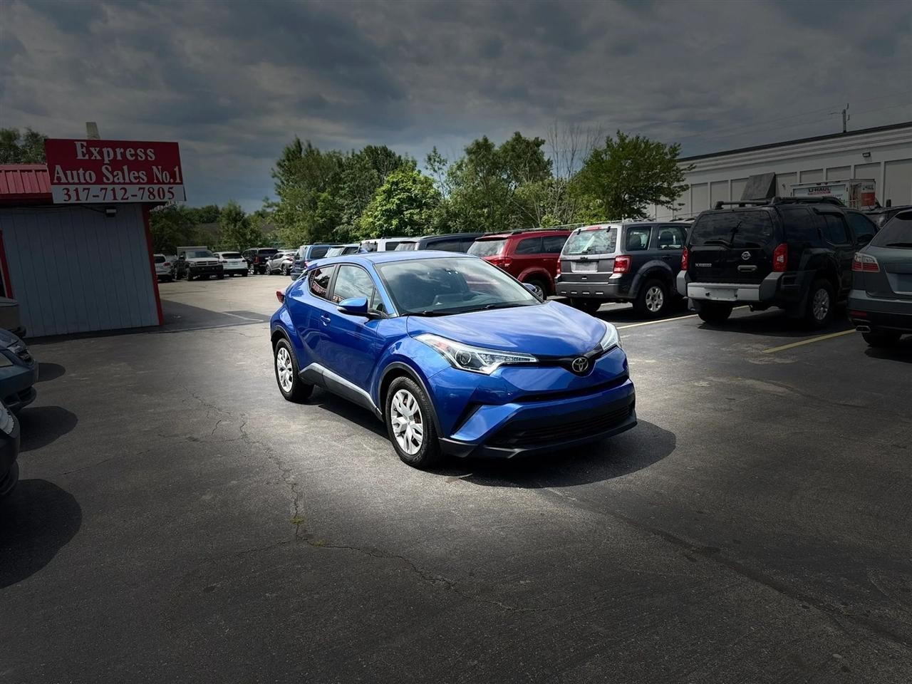 Toyota C-HR LE 2019