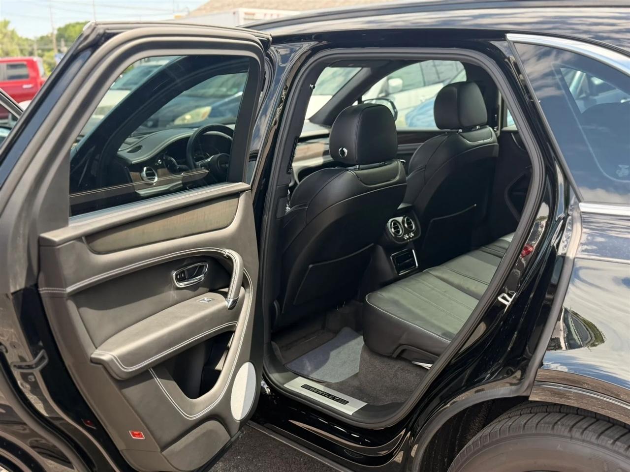 Bentley Bentayga Base 2019