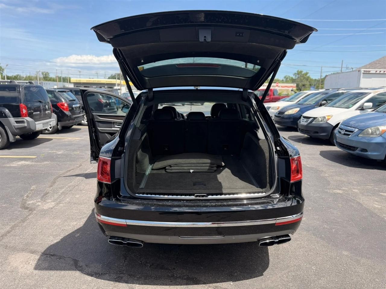 Bentley Bentayga Base 2019