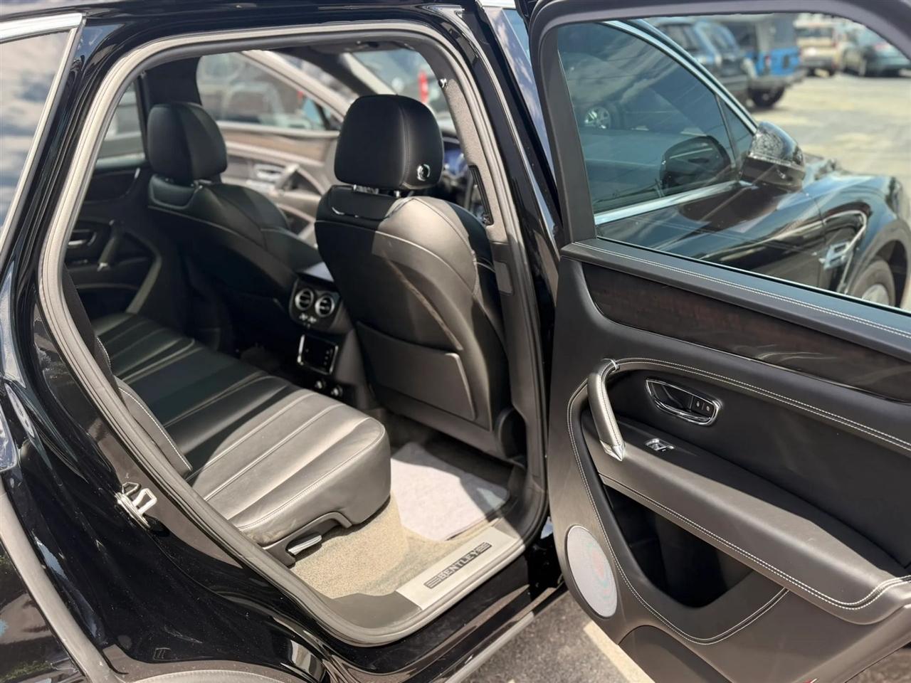 Bentley Bentayga Base 2019