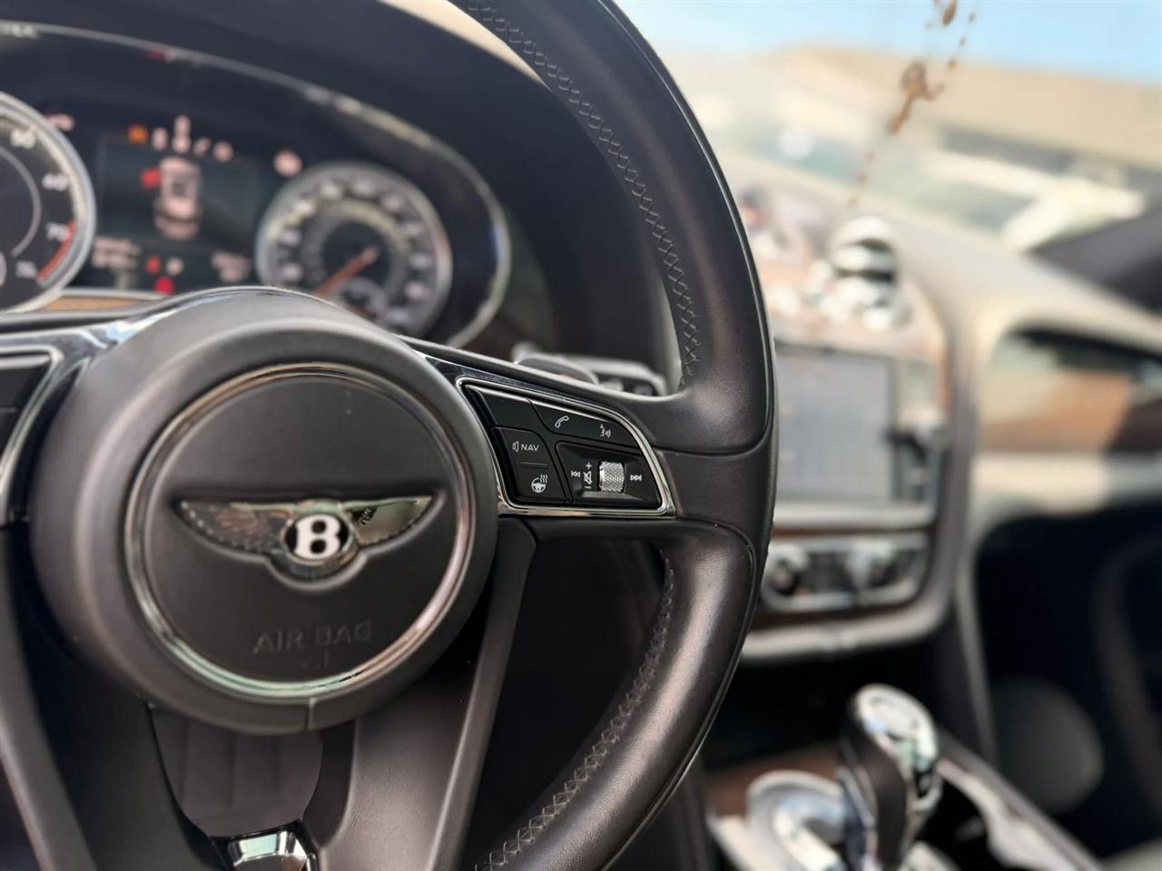 Bentley Bentayga Base 2019