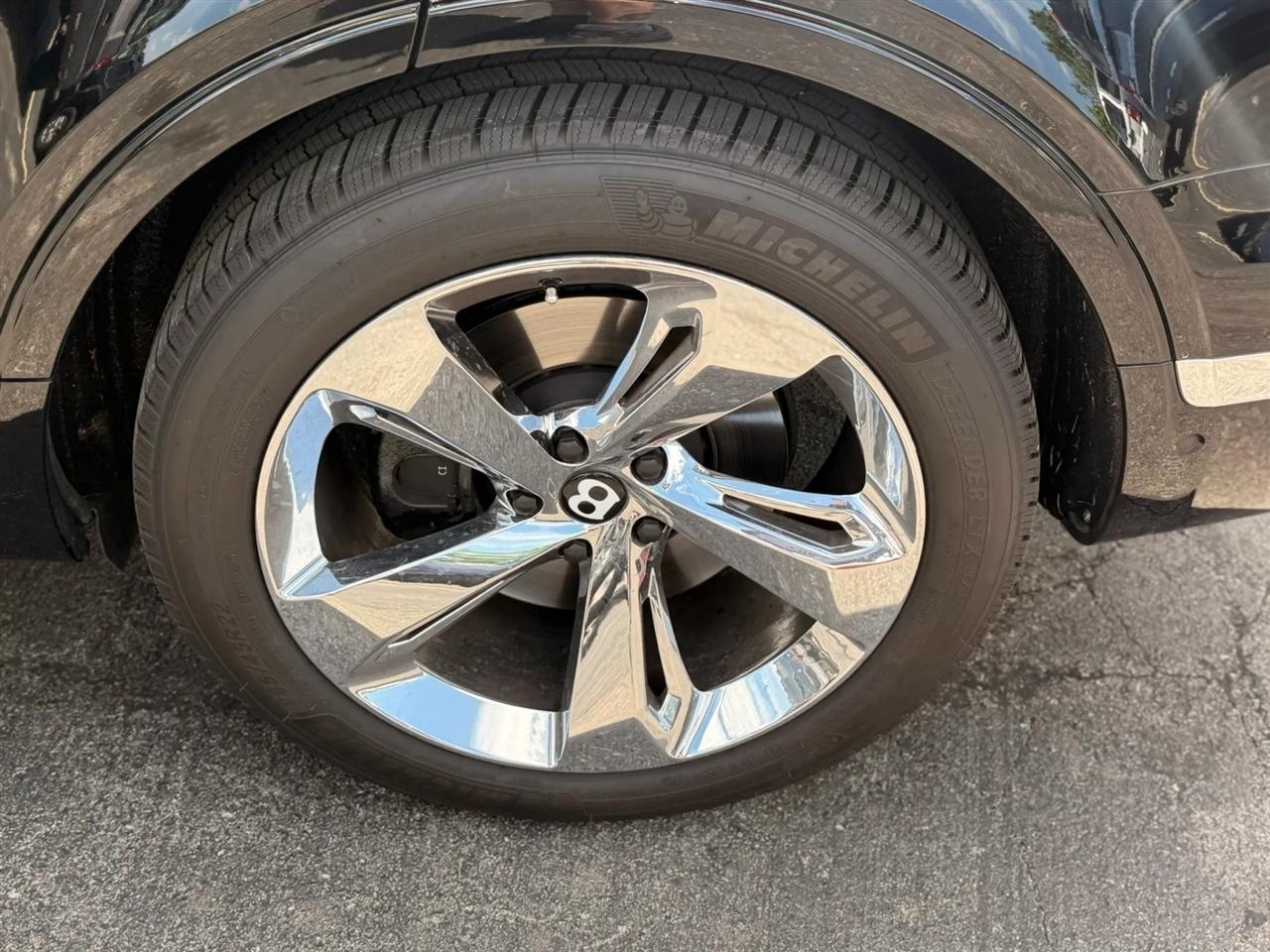 Bentley Bentayga Base 2019