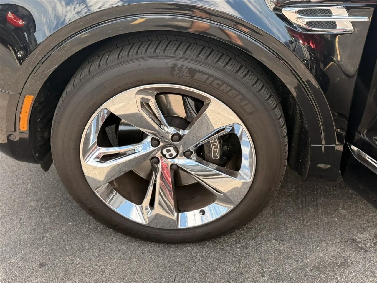 Bentley Bentayga Base 2019