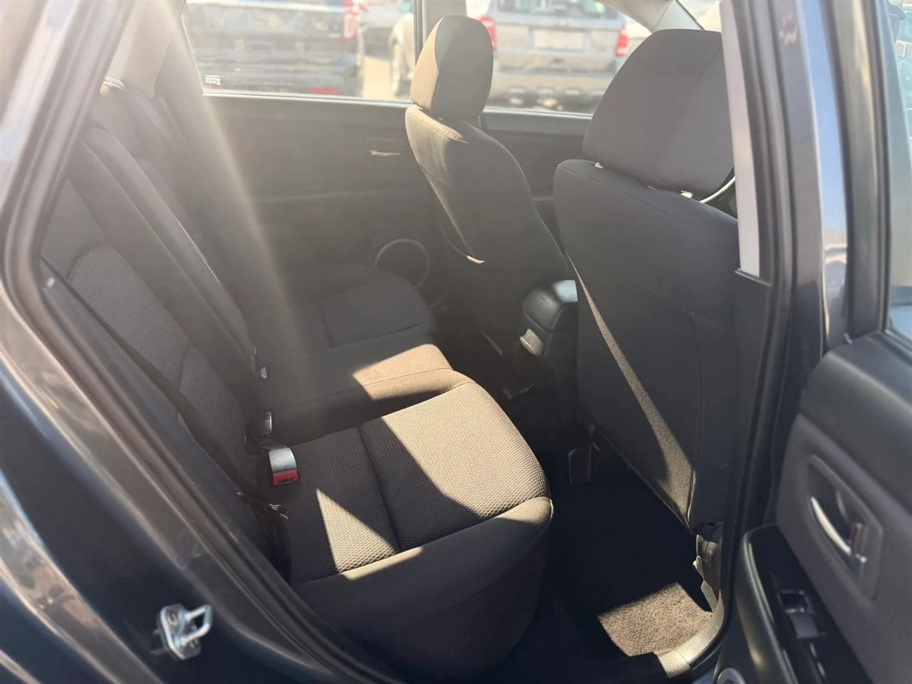 Mazda MAZDA3 s Touring 5-Door 2008