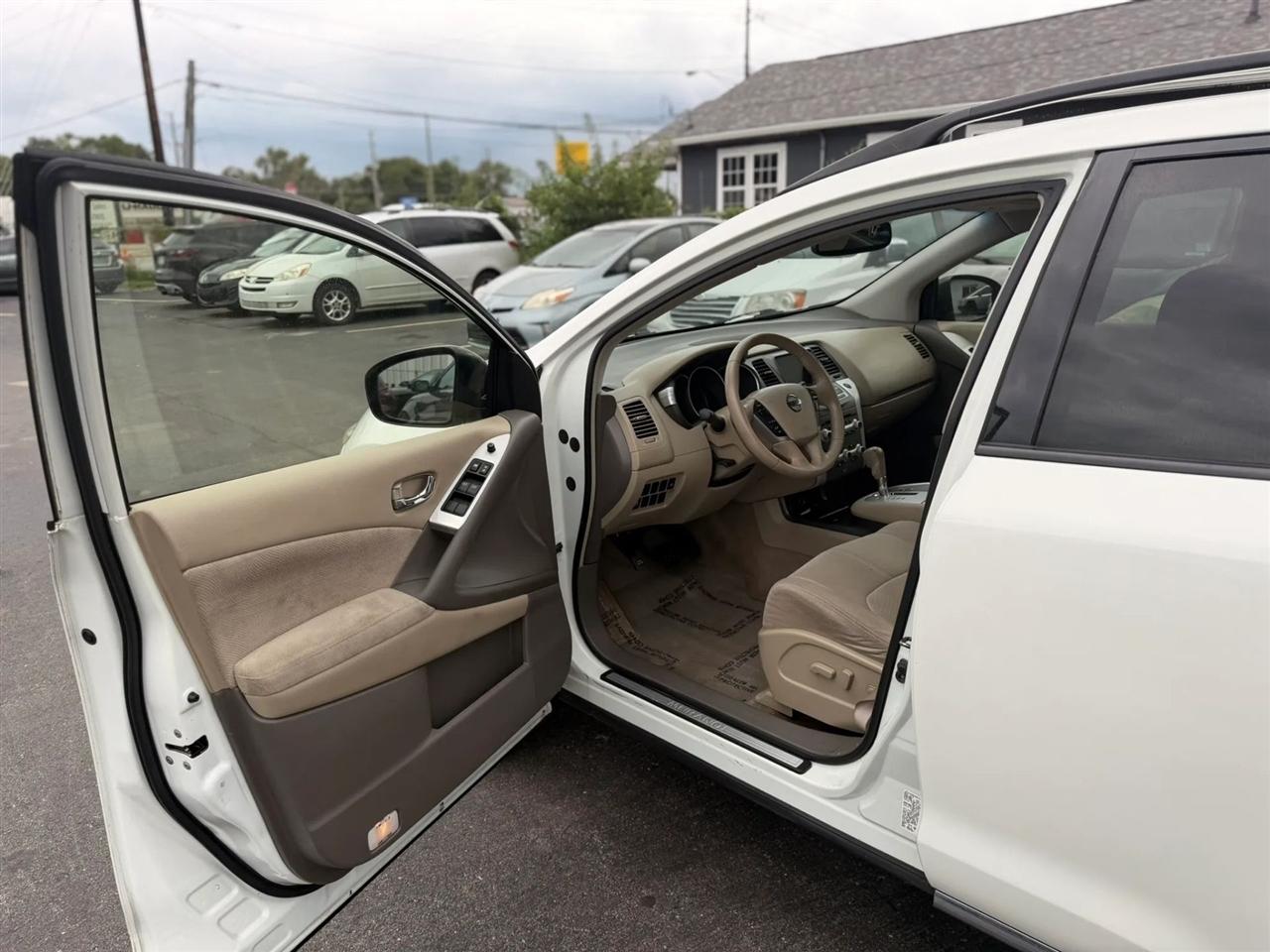 Nissan Murano SV AWD 2014