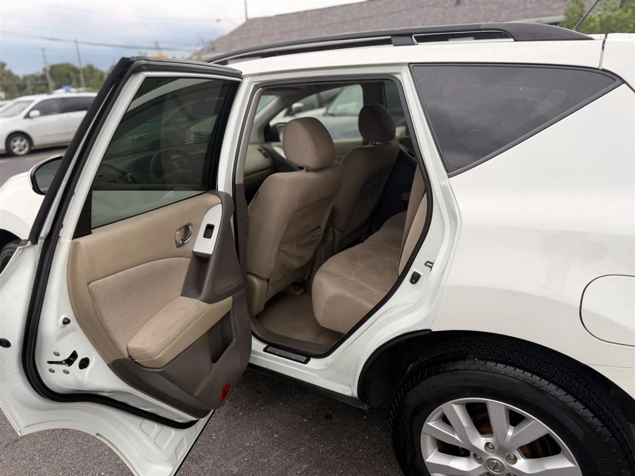 Nissan Murano SV AWD 2014